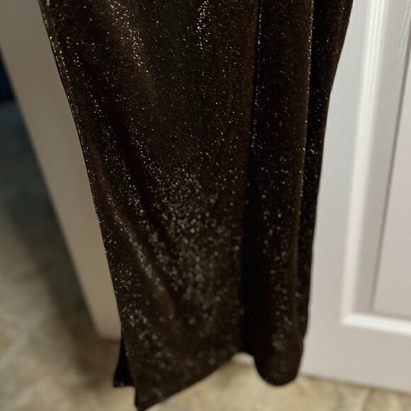 Lulu's Sultry Sparkle Gold and Black Lurex Backless Cowl Maxi Dress Size M - Picture 9 of 12